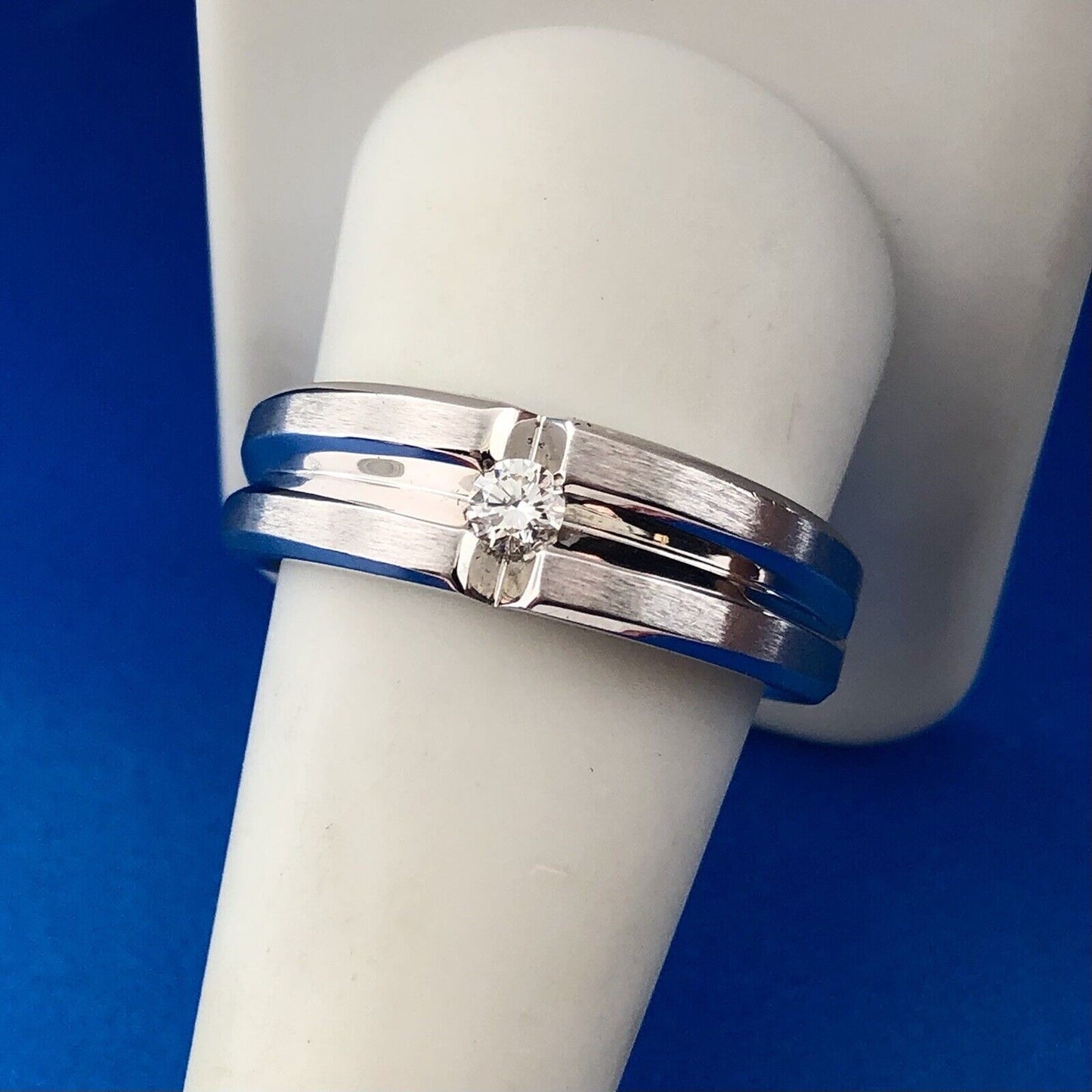 Men's 14K White Gold Diamond Solitaire Brushed Polished Incused Wedding Band
