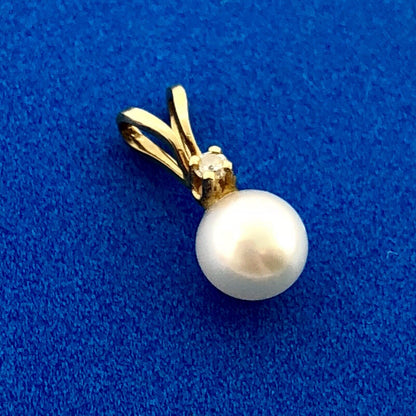 14K Yellow Gold Pearl Diamond Wedding Birthstone Anniversary Charm Pendant