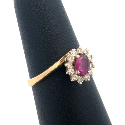 Gorgeous 14k Yellow Gold Oval Cut Ruby Diamond Halo Twisted Band Ring Size 6.25