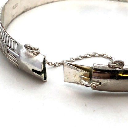 Vintage IBB 925 Sterling Silver Textured Round Hinged Bangle Bracelet