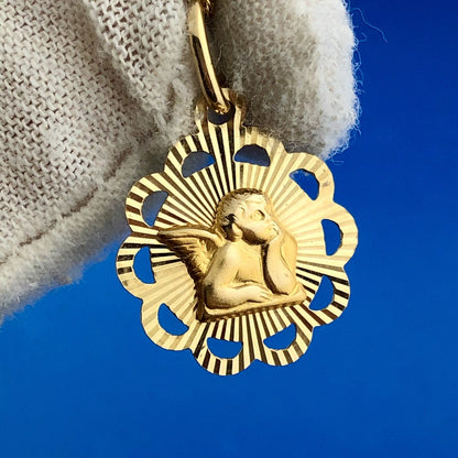 Designer Milor Italy 14K Yellow Gold Guardian Angel Sunburst Disc Necklace