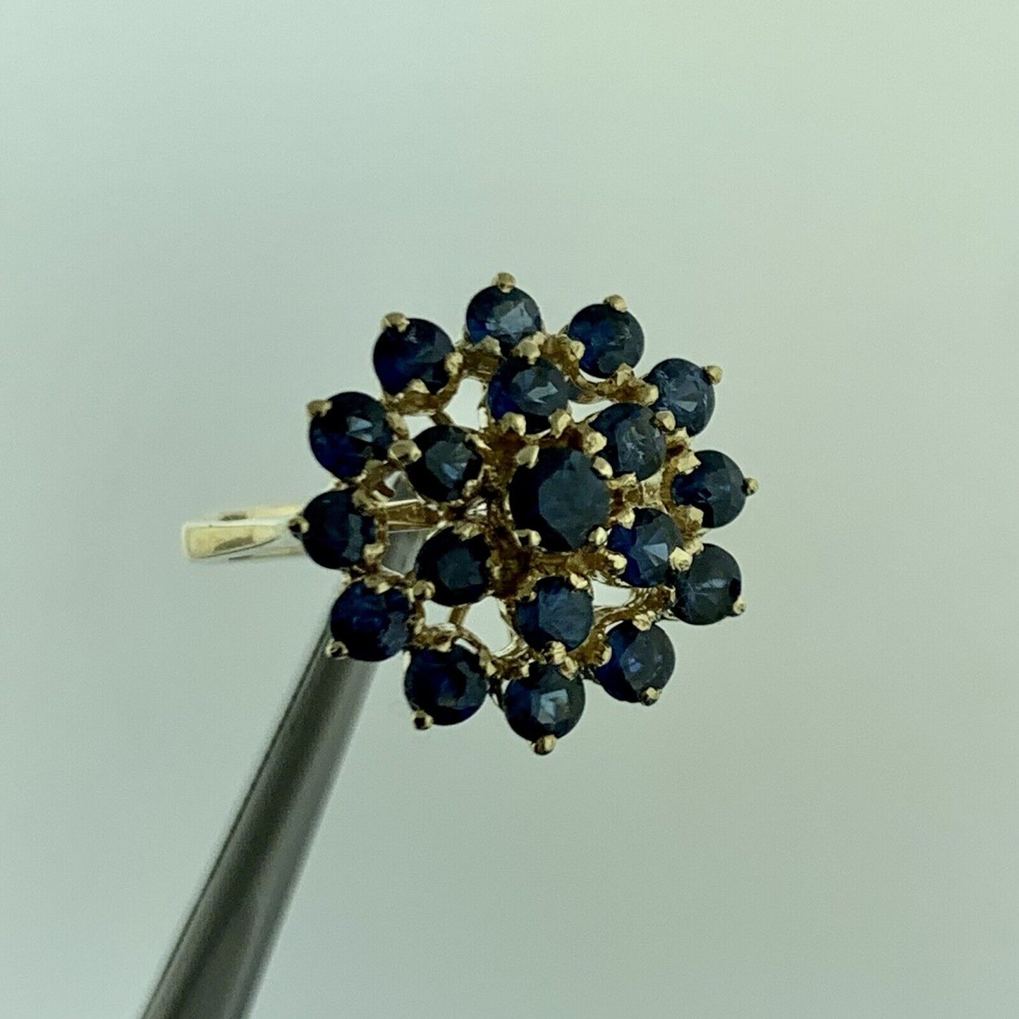 Gorgeous 14k Yellow Gold Round Cut Indigo Spinel Circle Cluster Ring Size 6.25