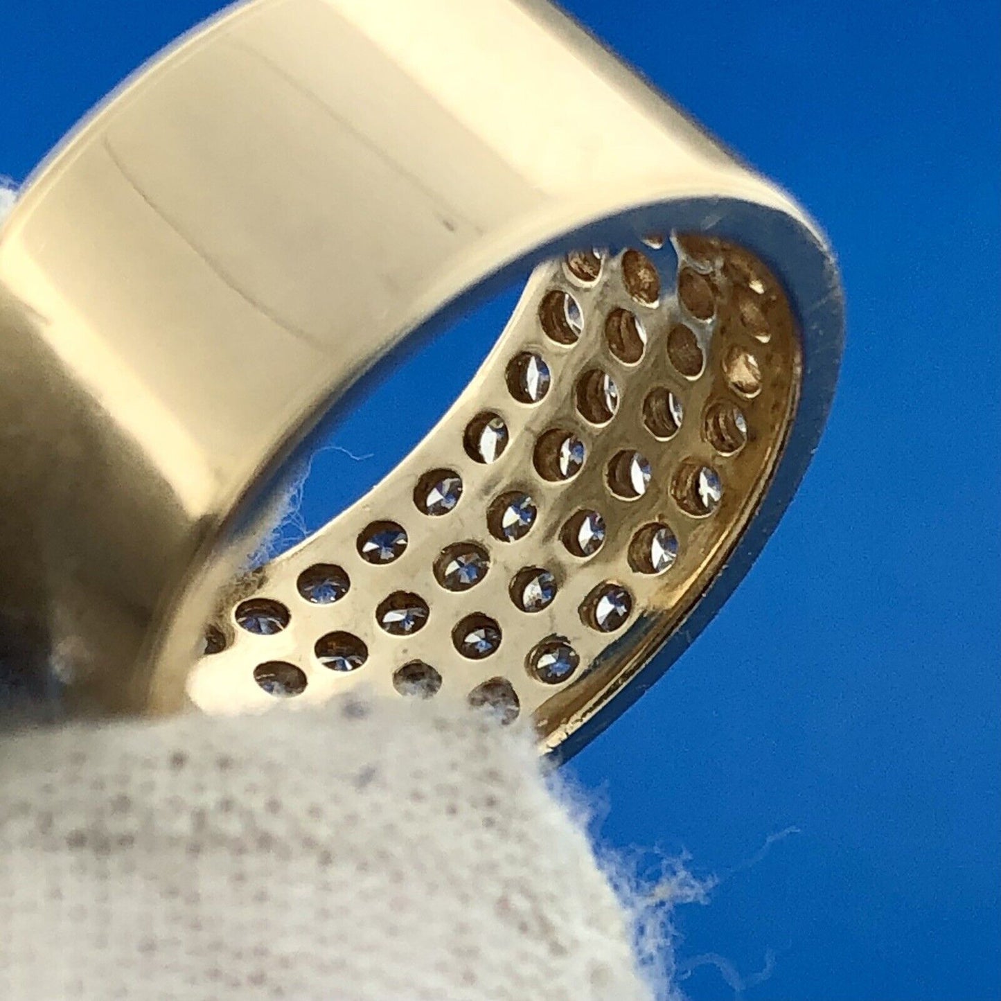 Stunning 14k Yellow Gold Round Cut Diamond Set Cigar Band Ring Size 5.5