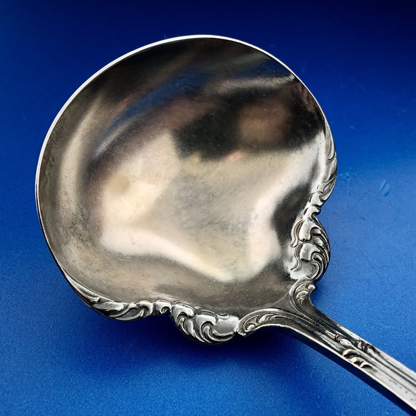 Vintage 1901 Oneida Community Triple Plate Avalon Soup Sauce Ladle Original Box