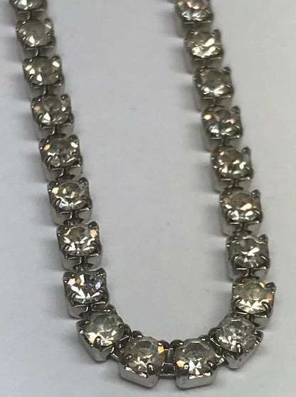 Vintage Art Deco Silver Tone Bezel Set Crystal Rhinestone Necklace