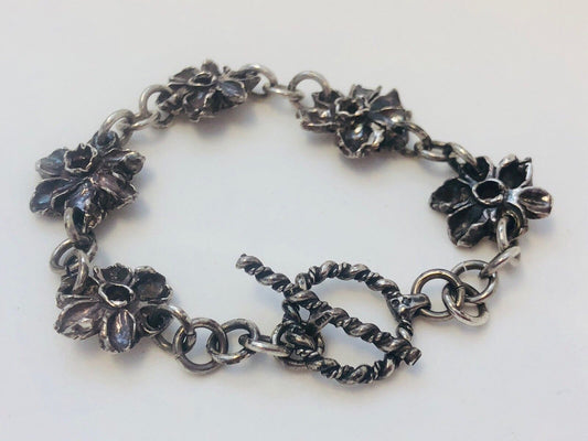 Native American Signed Sterling Silver 925 Flower Panel Toggle Bracelet