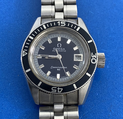 Omega Ladies Divers Seamaster 60 27mm Bakelite Bezel Rare Vintage Watch
