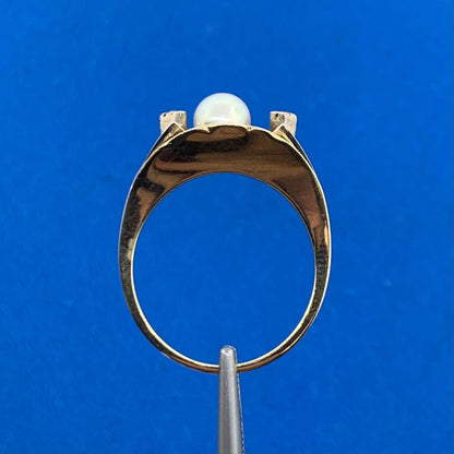 14K Yellow Gold Pearl Diamond Accented June Anniversary Birthstone Occasion Ring