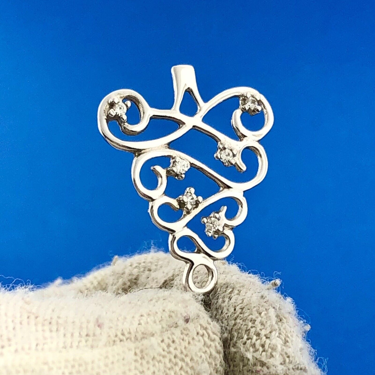 Stunning Sterling Silver 925 Round Cut Diamond Evergreen Christmas Tree Pendant