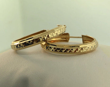 Elegant Designer 14K Yellow Gold Diamond Cut Textured Hoop Earrings