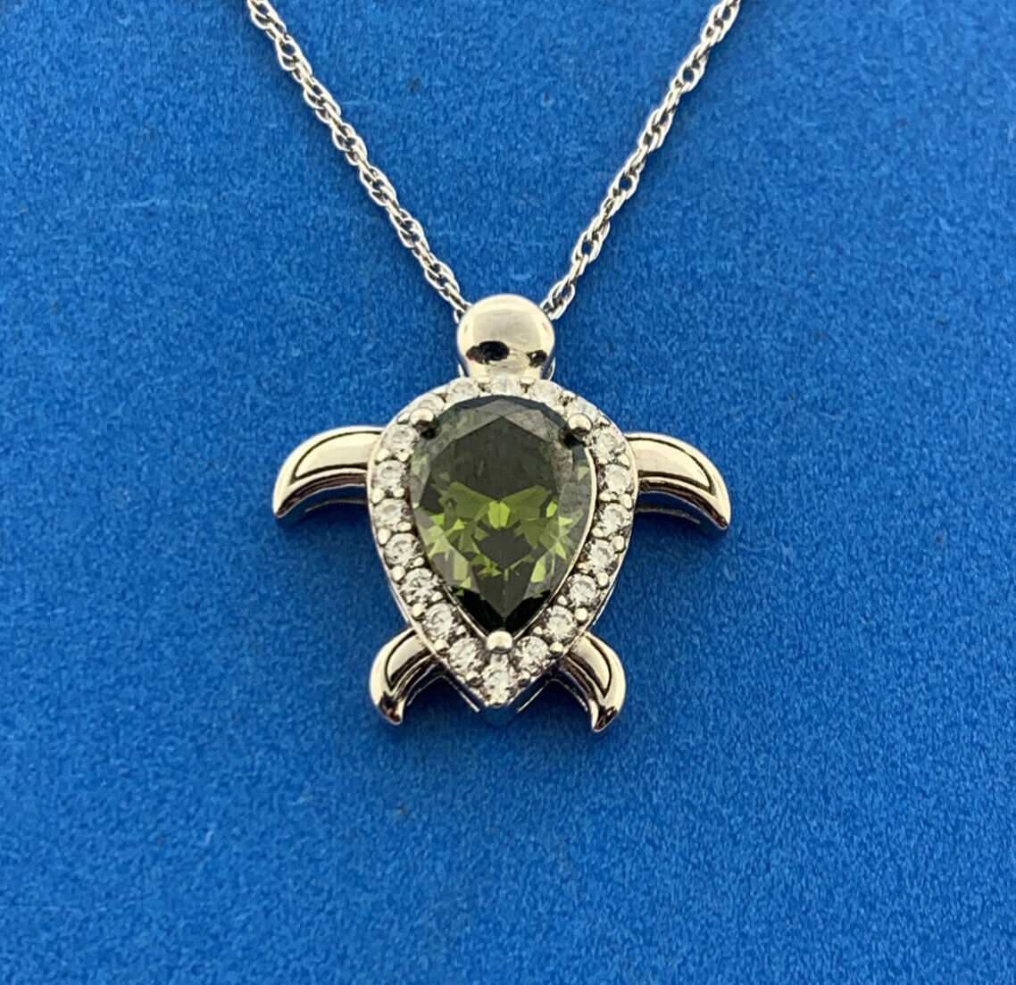 Karizia Spa Italy Sterling Silver Green Cubic Zirconia Turtle Pendant Necklace