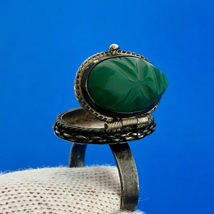 Lovely Sterling Silver 925 Onyx Colored Glass Snuff Poison Pill Adjustable Ring