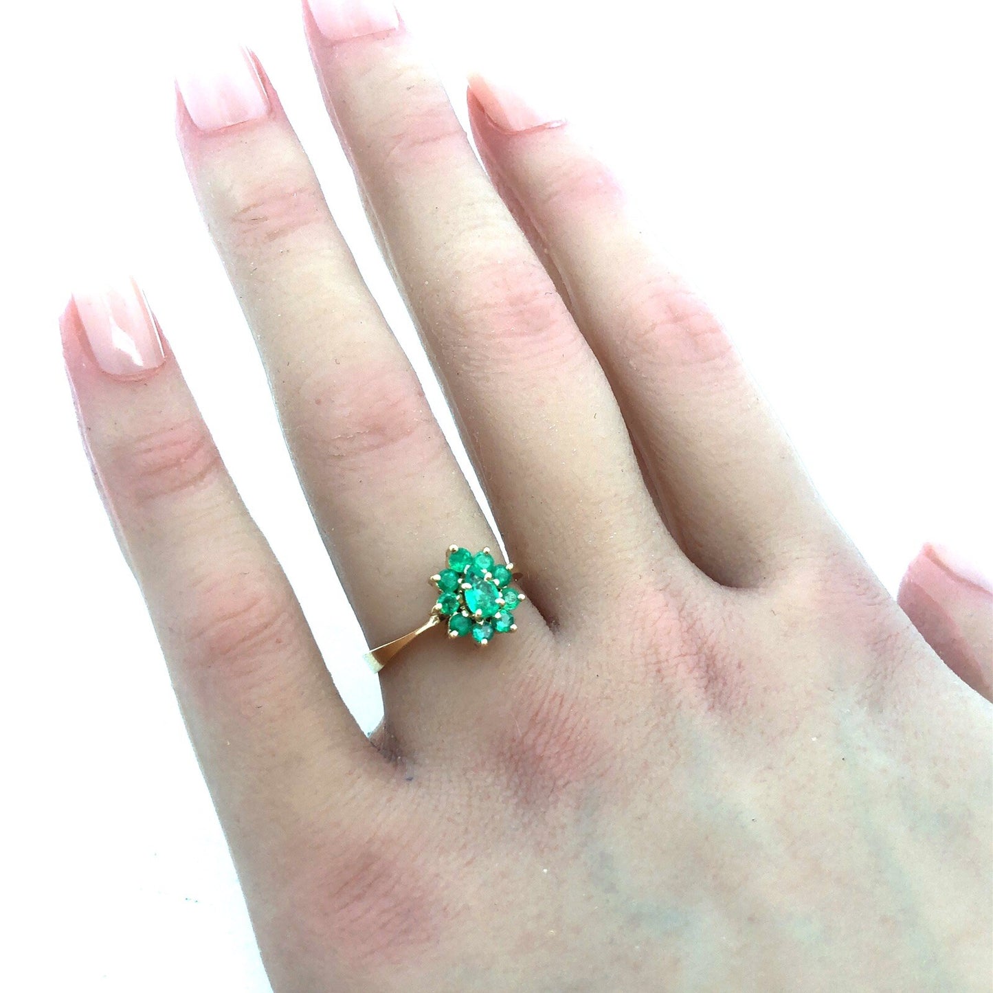 18K Yellow Gold Estate Emerald Floral Cluster May Anniversary Cocktail Ring