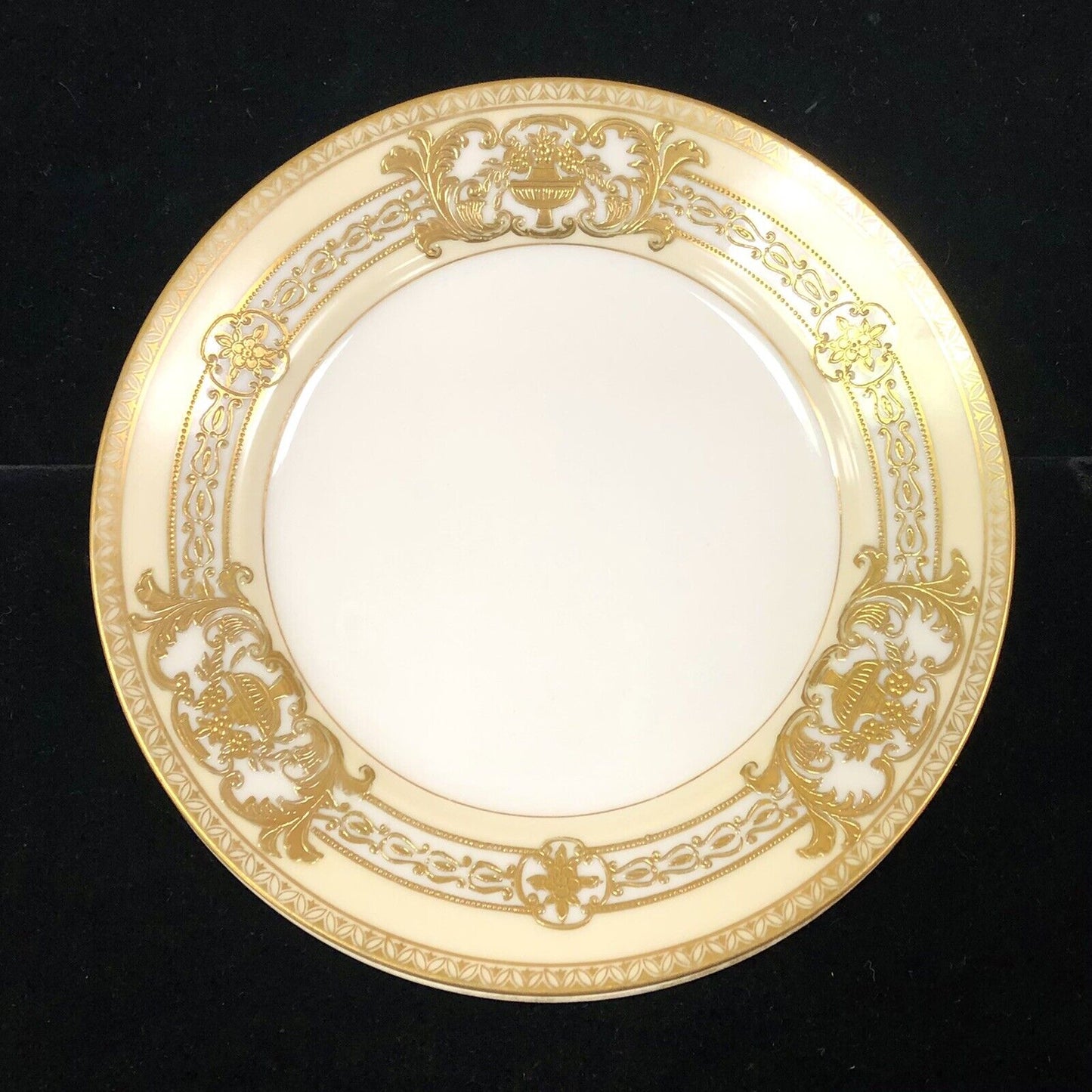 Noritake Porcelain China Pattern 37532/77630 Circa 1921 Gilt Trim Salad Plate