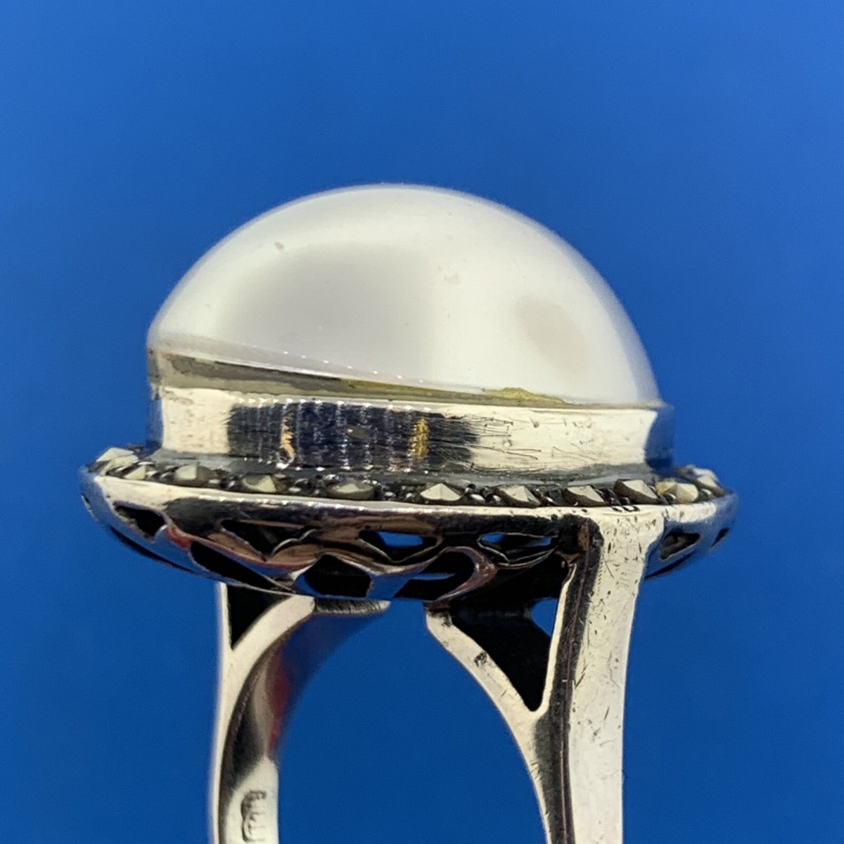 Designer 925 Sterling Silver Mabe Pearl Marcasite Halo Statement Cocktail Ring