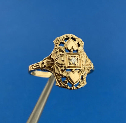 Gorgeous 14k Yellow Gold Round Cut Diamond Small Heart Filigree Ring Size 5.5