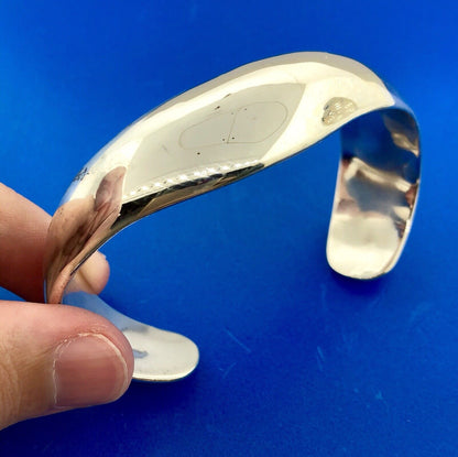 Taxco Los Ballesteros 925 Sterling Silver Modernist Polished Wave Cuff Bracelet