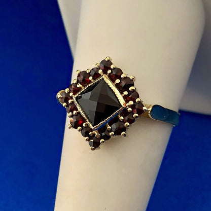 Vintage Designer Sterling Silver 925 Vermeil Garnet January Anniversary Ring