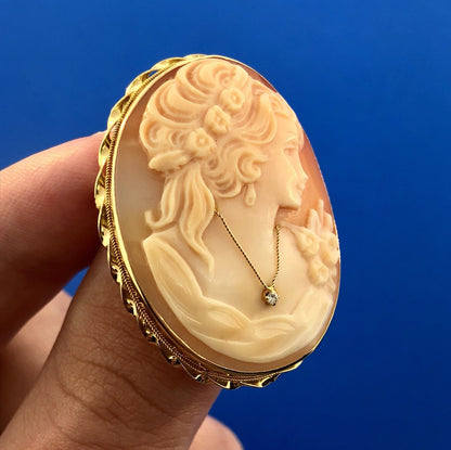 Victorian 14K Yellow Gold Oval Carved Cameo Diamond Accent Pin Brooch Pendant