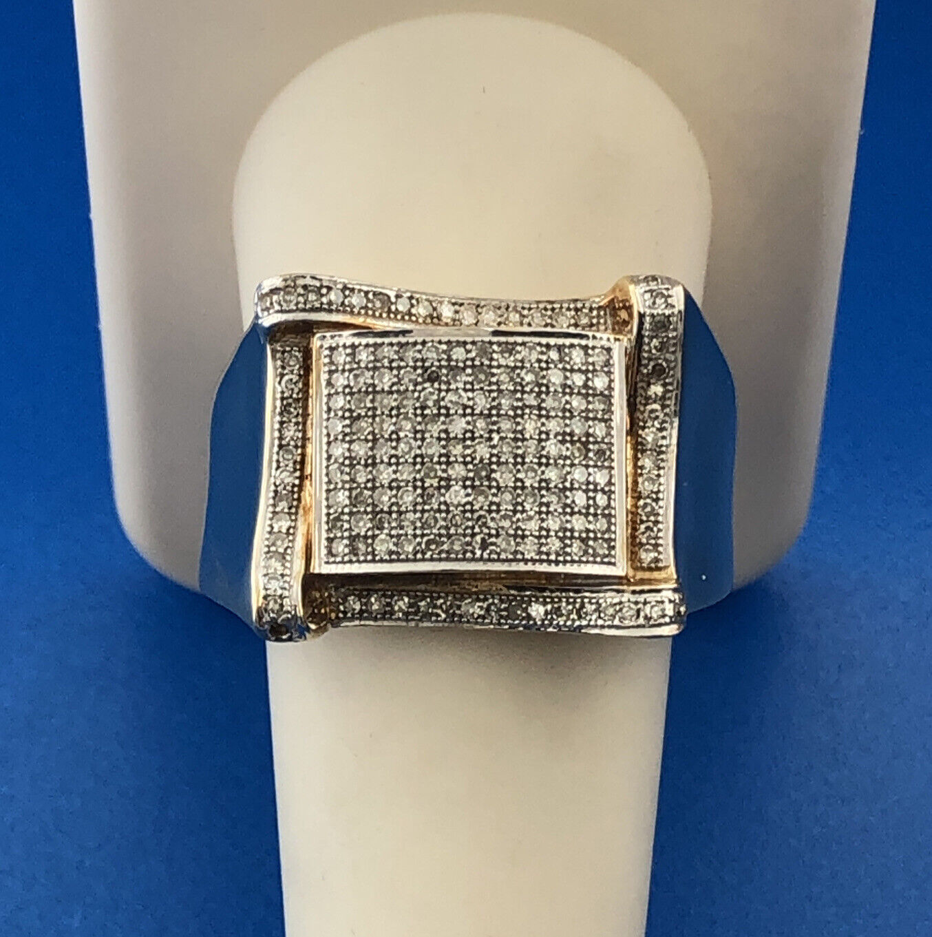 Gorgeous 10k Yellow Gold 0.5ct Round Cut Diamond Statement Ring Size 10