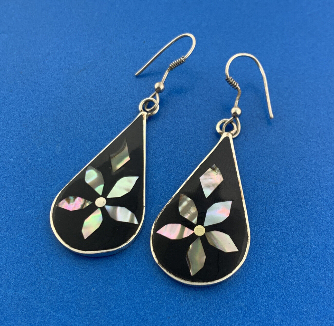 Retro Mexico Alpaca Faux Silver Black Enamel Abalone Inlay Drop Dangle Earrings