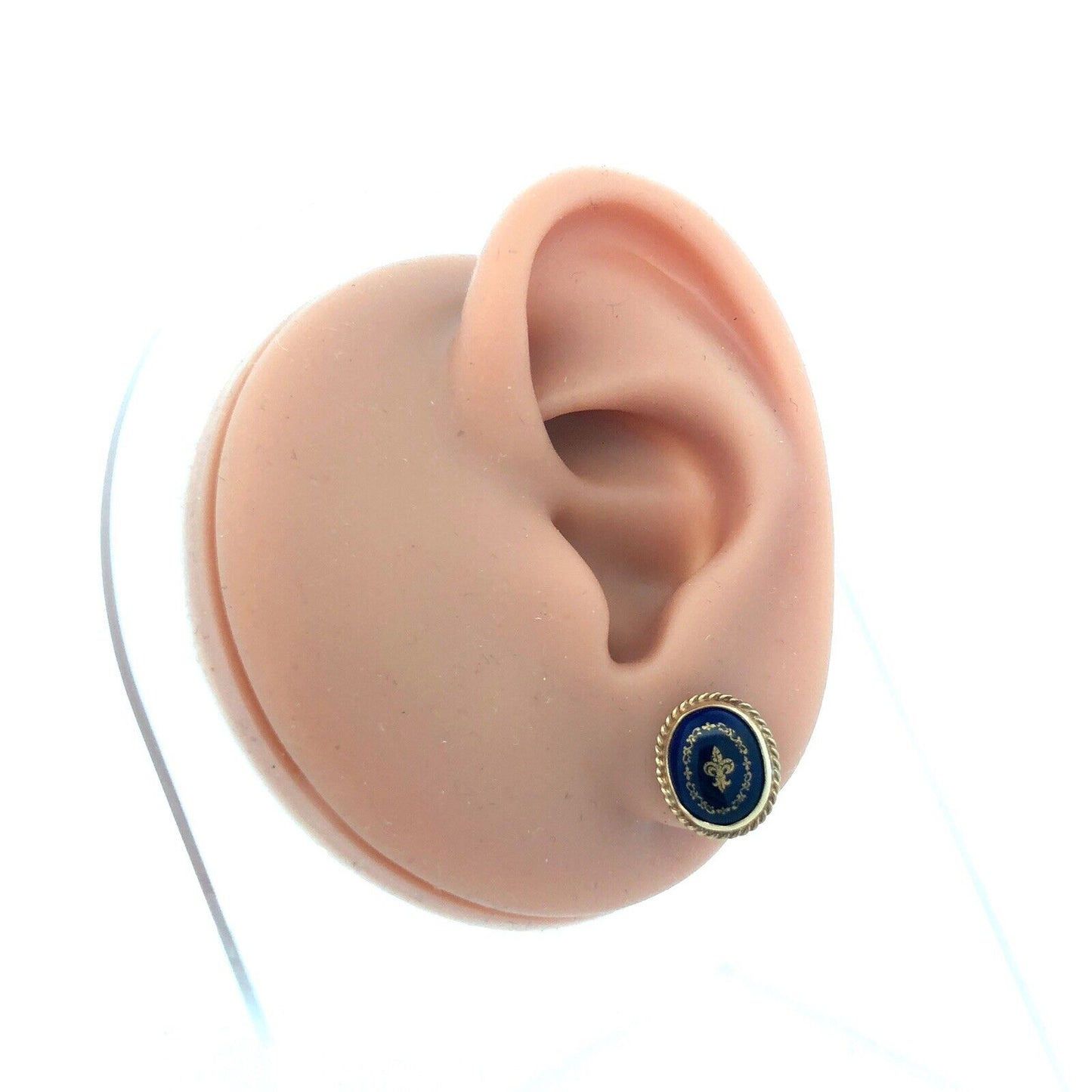 Vintage 14K Yellow Gold Blue Cobalt Gold Etched Fleur De Lis Oval Stud Earrings