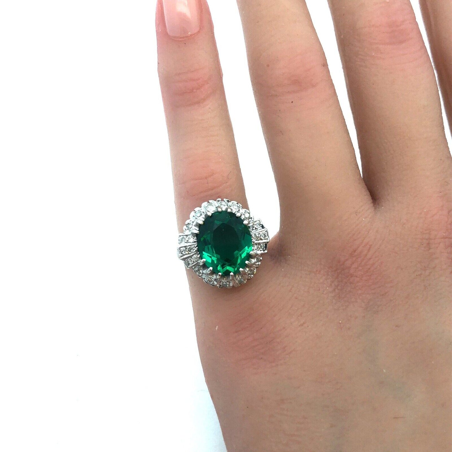 14K White Gold Green Cubic Zirconia Diamond Halo Engagement Cocktail Ring