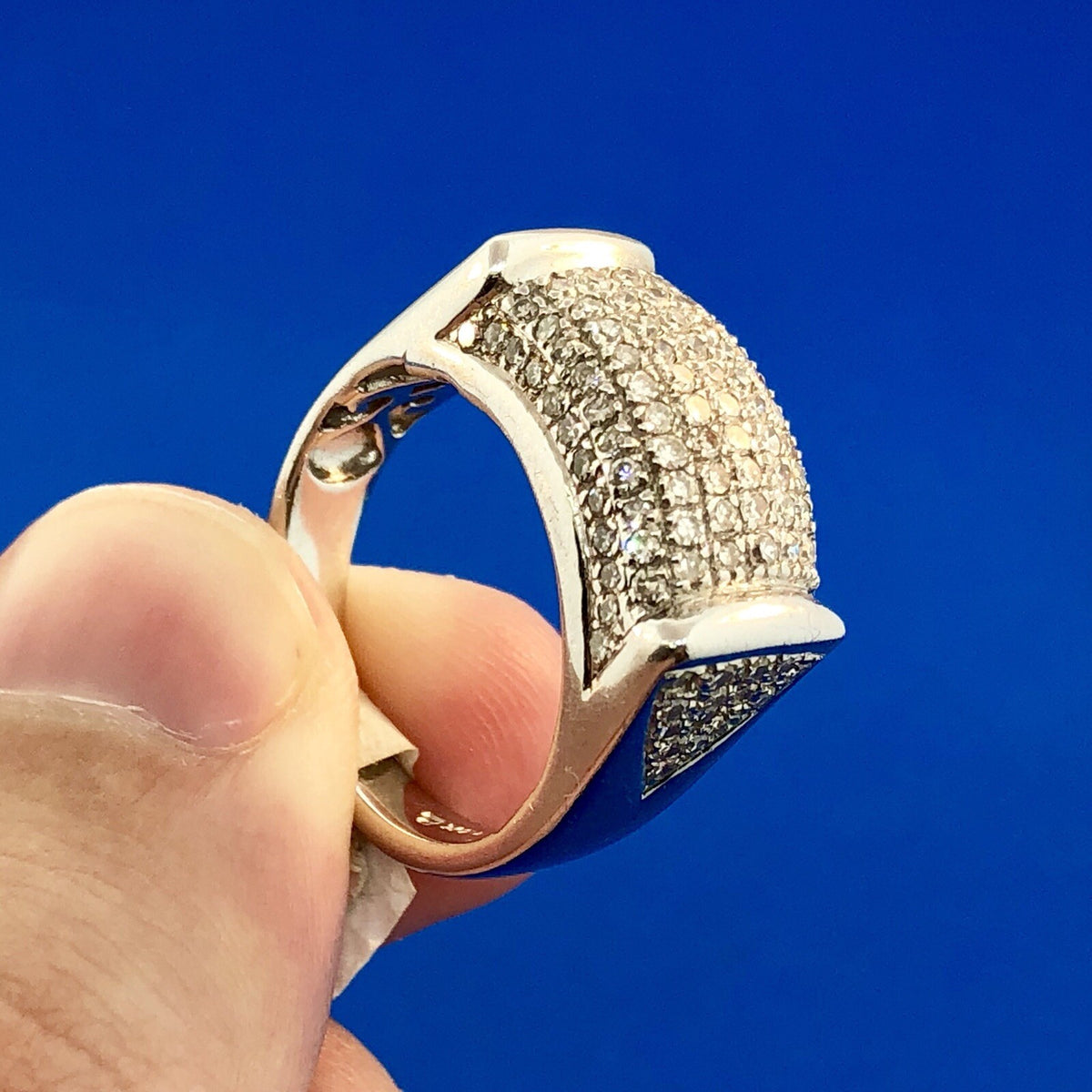 Gorgeous 14k White Gold Round Cut Diamond Unisex Pave Ring Size 7