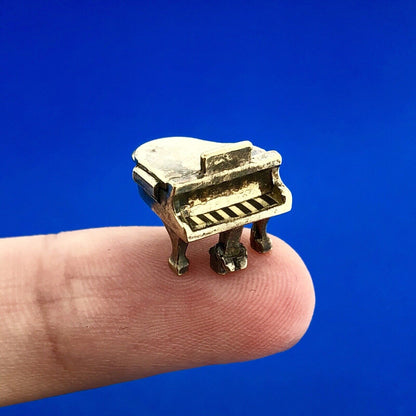 Vintage Wells Sterling Silver 925 Gold Wash Grand Baby Piano Movable Charm