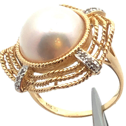 Gorgeous 14k Yellow Gold Mabe Pearl Wavy Braid Diamond Accent Ring Size 6.75
