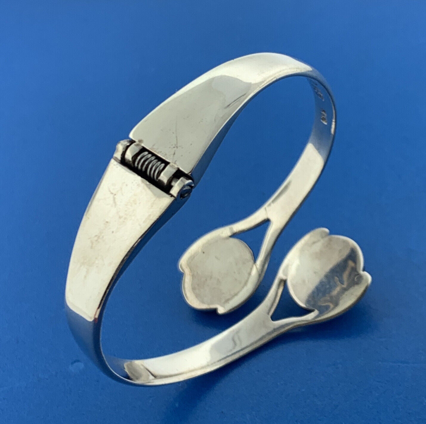 Mexican Sterling Silver 925 Tiger Eye's Quartz Bypass 6" Hinged Cuff Bracelet