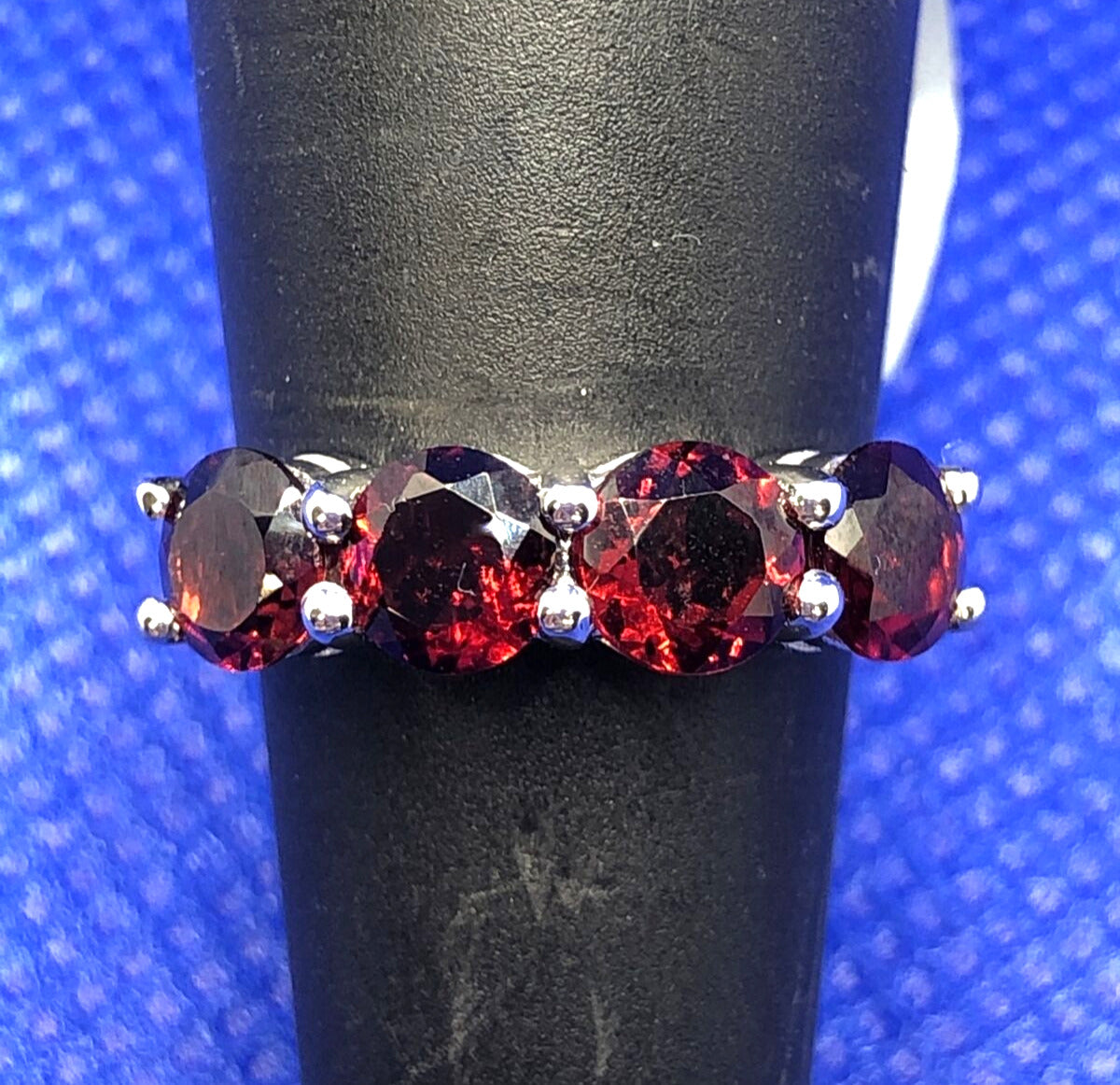 Designer TGGC 925 Sterling Silver Round Garnets Anniversary Stackable Band Ring