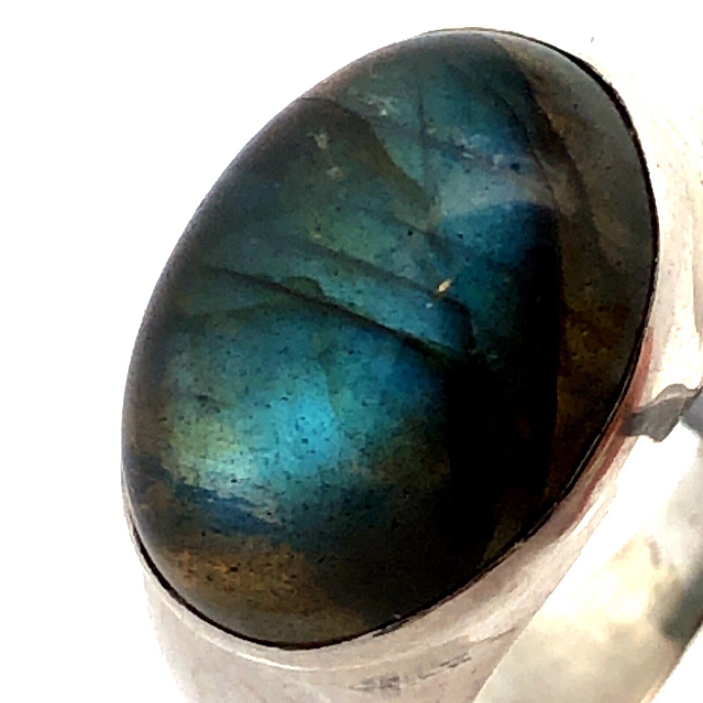 Modernist 925 Sterling Silver Oval Cabochon Labradorite Bezel Solitaire Ring