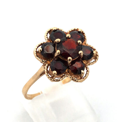 Vintage ESEMCO 10K Yellow Gold Round Garnet Floral Cluster Cocktail Ring