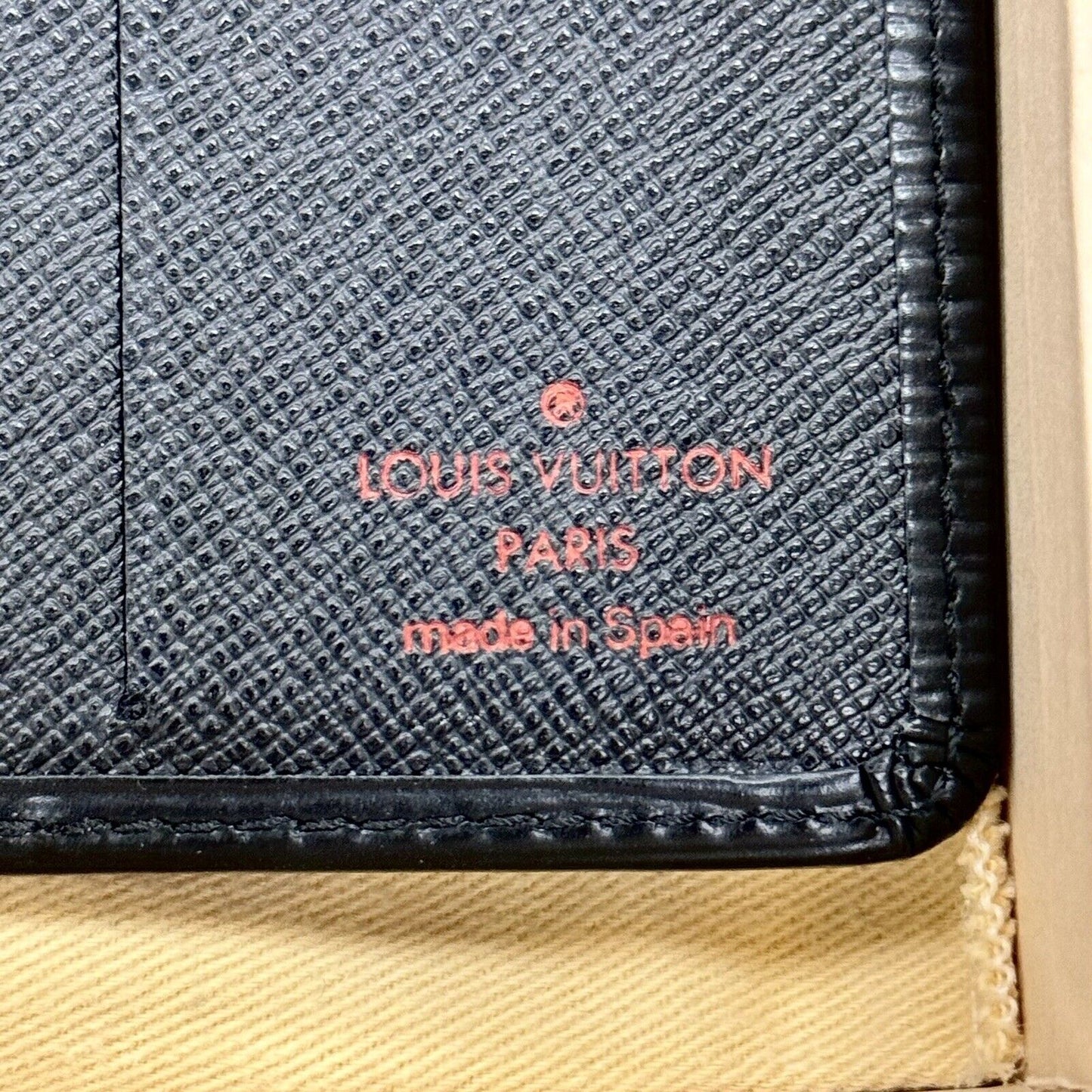 Louis Vuitton Epi Black Leather Single Fold Card Case Wallet In Original Box