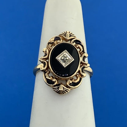 Vintage PSco 10K Yellow Gold Onyx Diamond Black Enamel Scroll Cocktail Ring