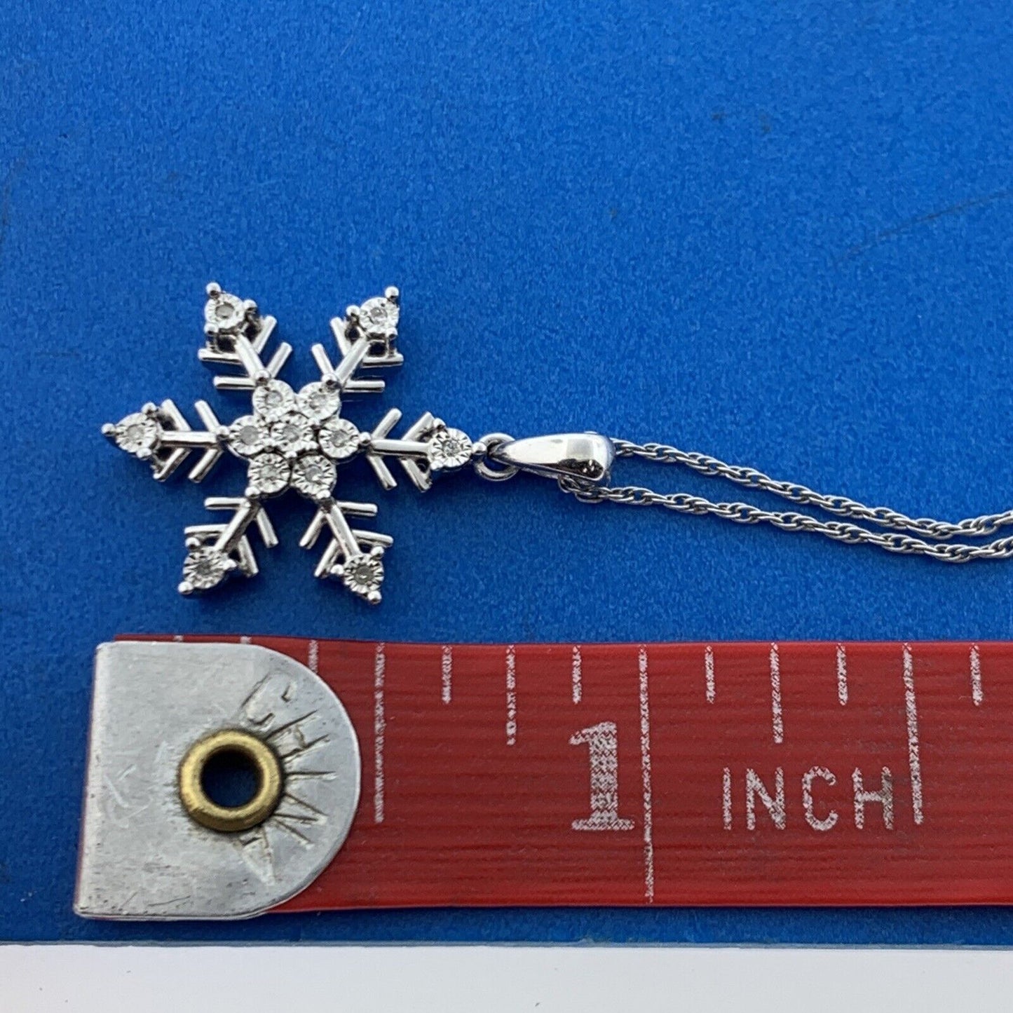 Desinger SUN 925 Sterling Silver Diamond Starburst Snowflake Pendant Necklace