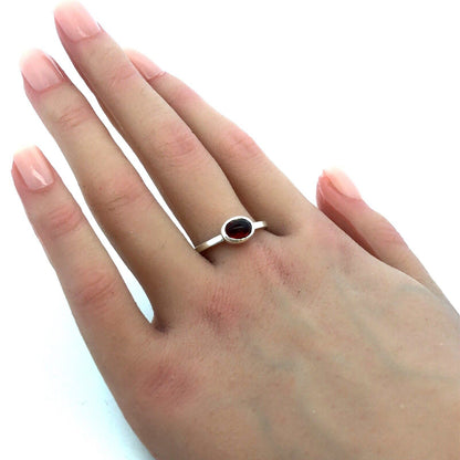 Designer Karthia Sterling Silver Oval Red Garnet Bezel Solitaire Stackable Ring