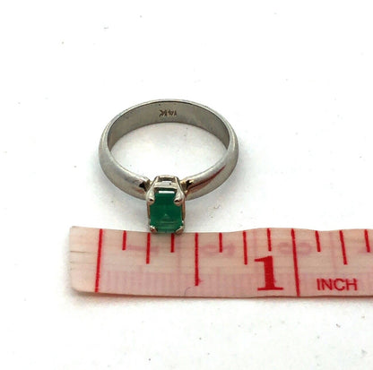 Estate 14K White Gold Green Emerald Solitaire May Anniversary Engagement Ring