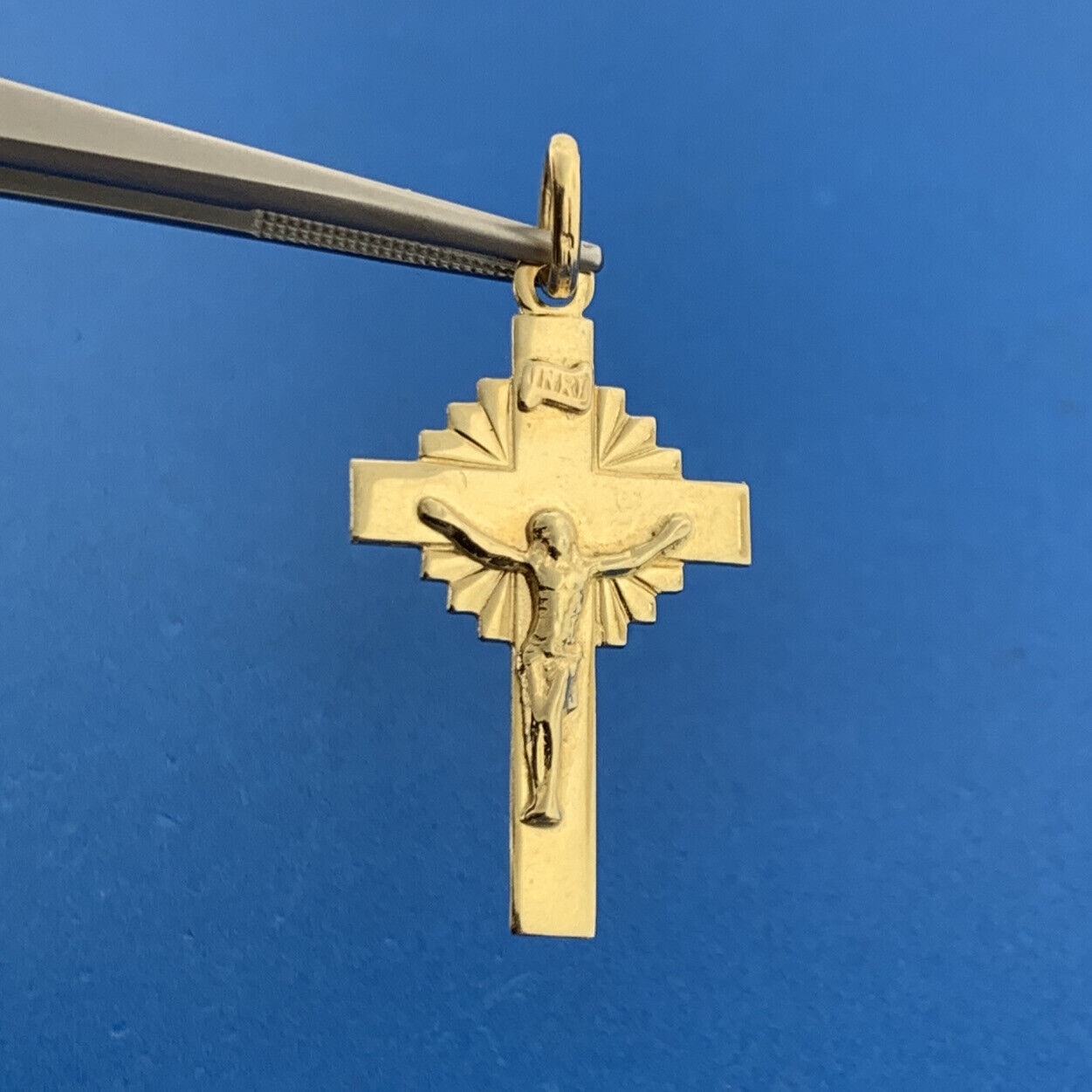 Vintage Italy 14K Yellow Gold Religious Communion Crucifix Easter Cross Pendant