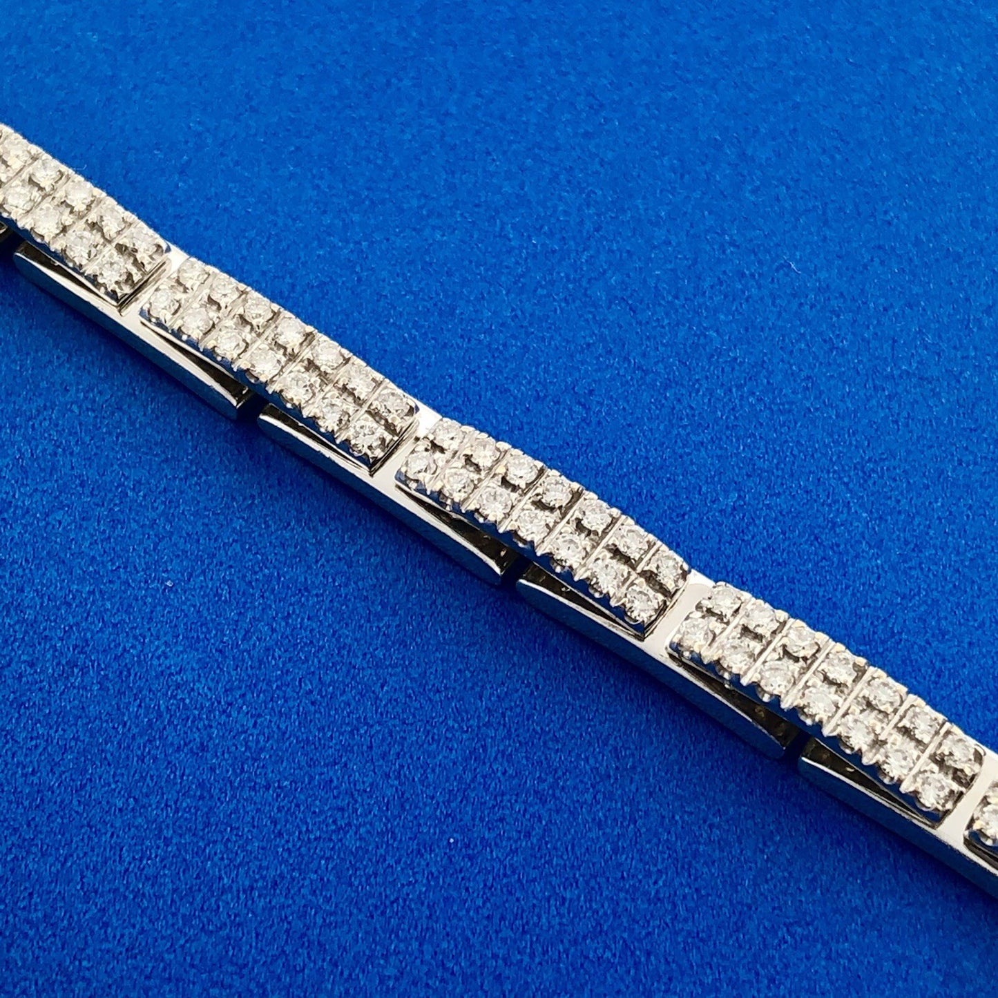 Designer Raima 14k White Gold Diamond Panel Link Box Clasp 7" Tennis Bracelet