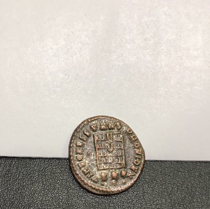 Licinius II A.D. 317-324 Roman AE Bronze Follis Campgate Reverse