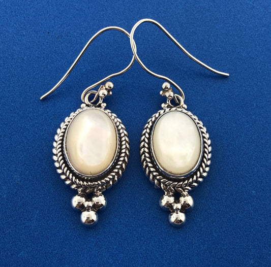 Designer BA Suarti Sterling Silver Mother Of Pearl Balinese Drop Dangle Earrings