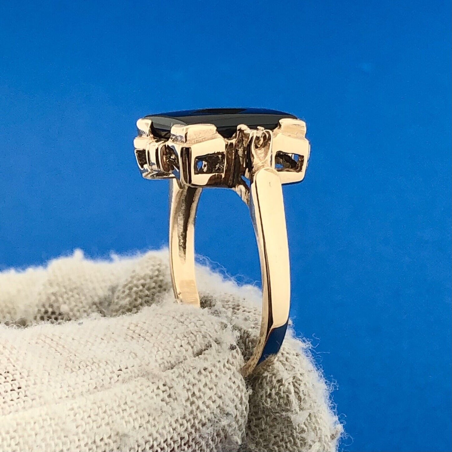 Gorgeous 10k Yellow Gold Round Cut Diamond Black Onyx Rectangle Ring Size 7.25