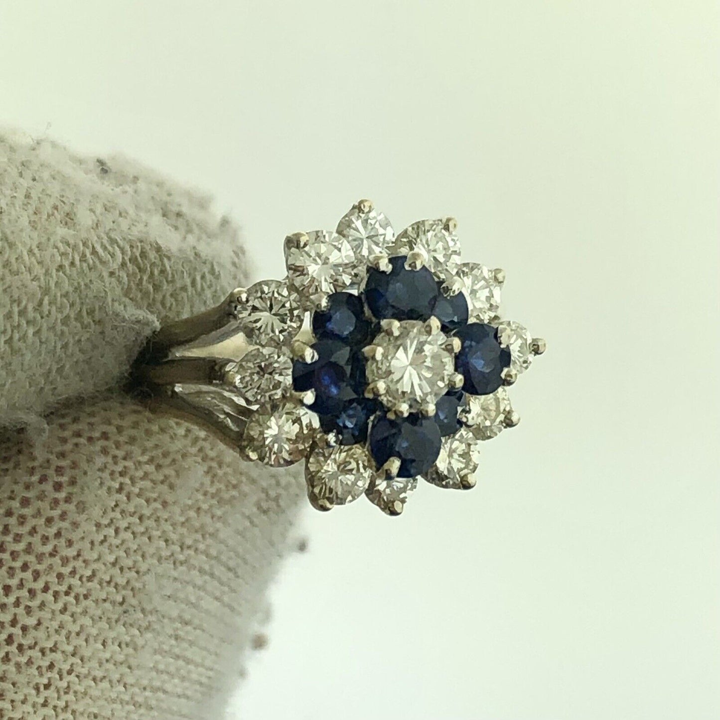 Gorgeous 14k White Gold Round Diamond Sapphire Towering Cluster Ring Size 2.75