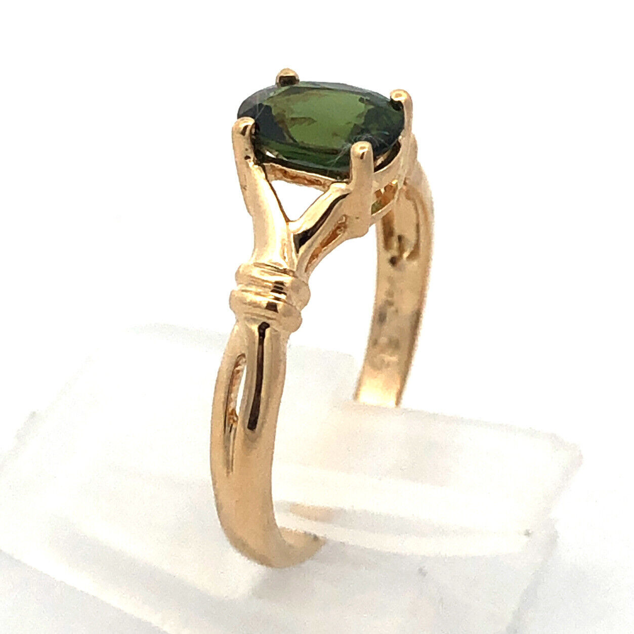 Designer 14K Yellow Gold Oval Green Tourmaline Solitaire  Anniversary Ring