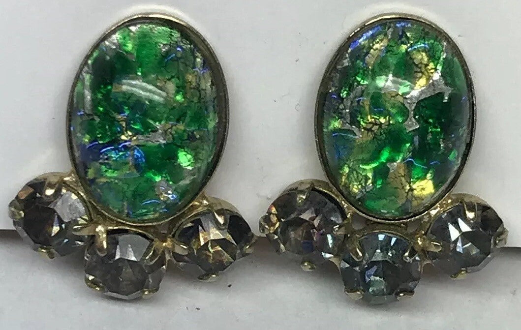 Vintage Gold Tone Opal Glass Rhinestone Crystal Clip On Earrings