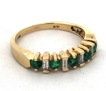 Designer 14K Yellow Gold Green Emeralds Diamond Wedding Anniversary Band Ring