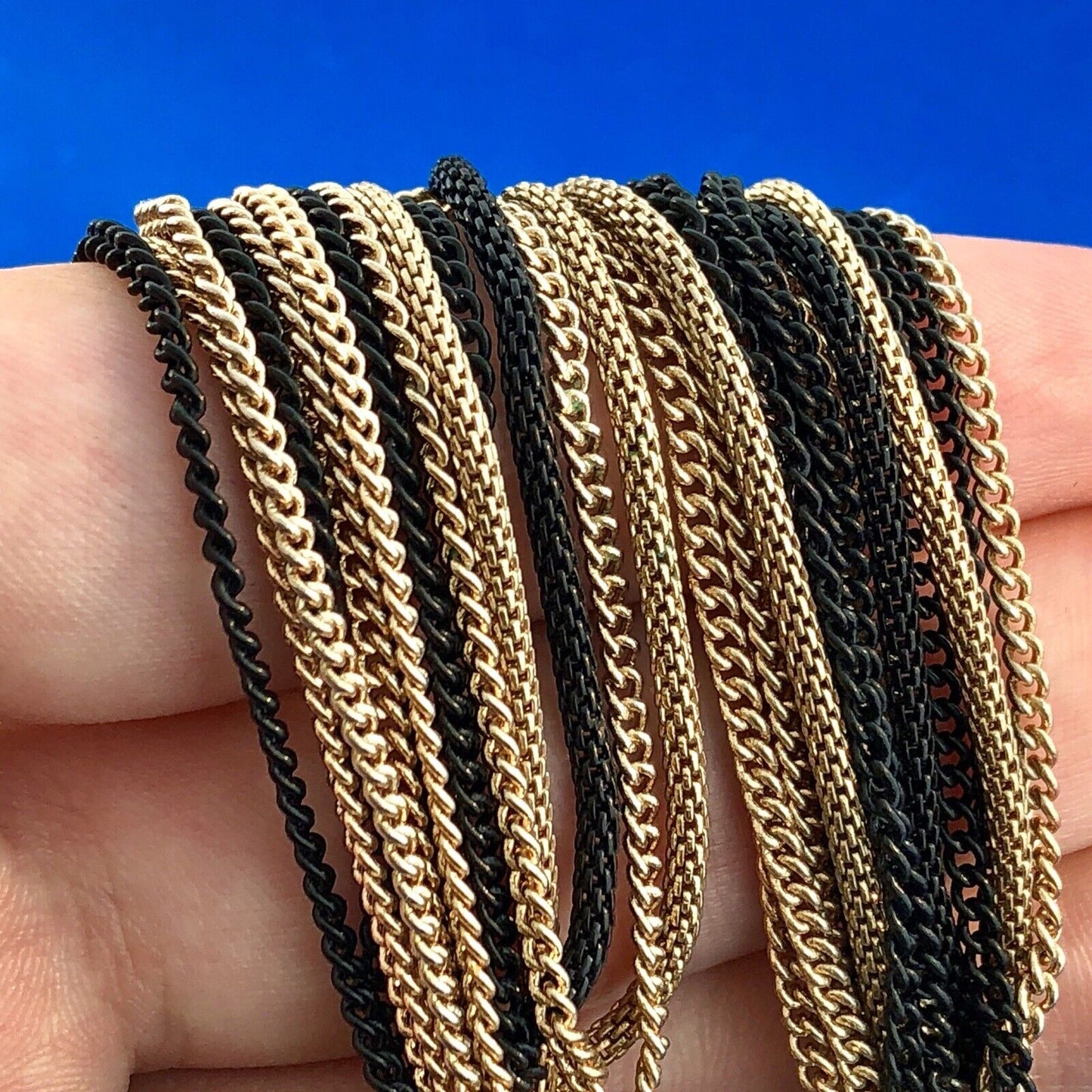 Ladies Gold And Black Tone Oval Cable Link 14 Strand Knotted Statement Necklace