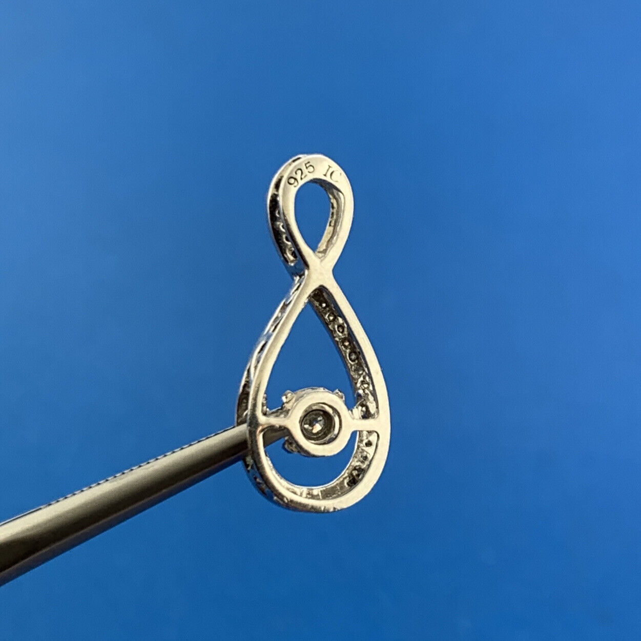 Designer 925 Sterling Silver Floating Diamond Cluster Eternity Infinity Pendant